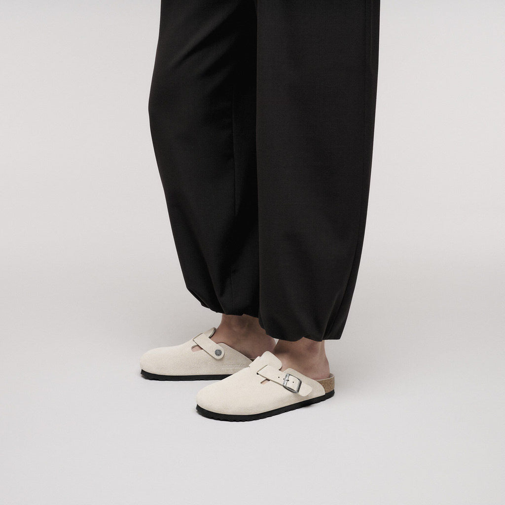 Beige Boston Birkenstocks